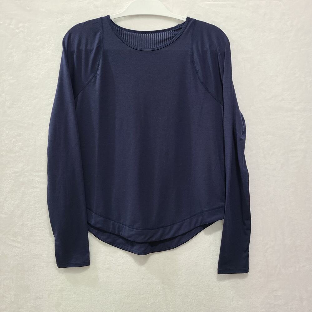 Sweaty Betty Long Sleeve Workout Top Navy Mesh Back Tulip Hem Breathe Easy Med